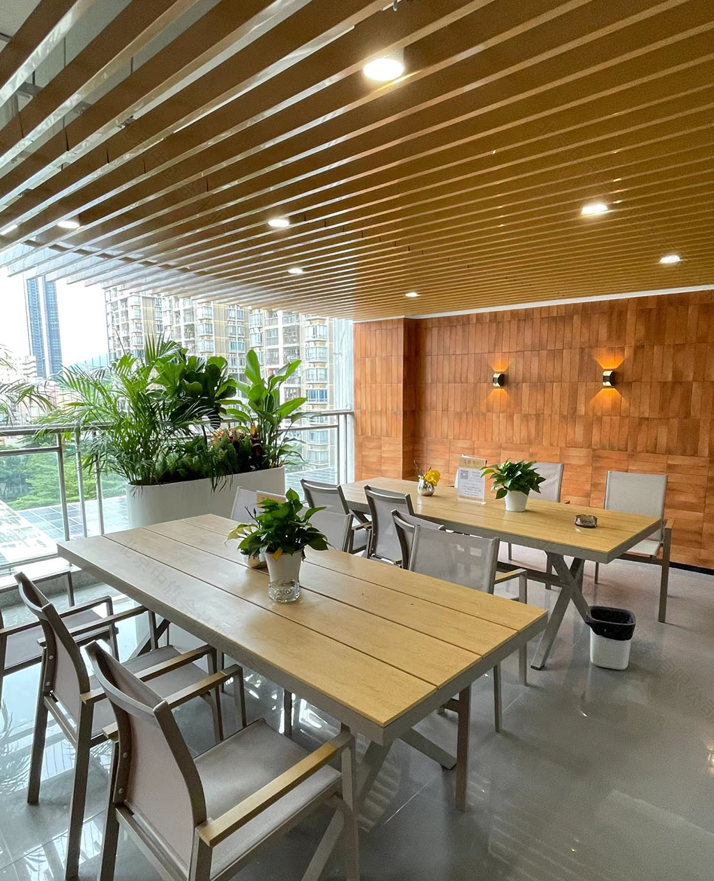 公司內(nèi)無休吃飯閑聊的地方 公司內(nèi)無休吃飯閑聊的地方