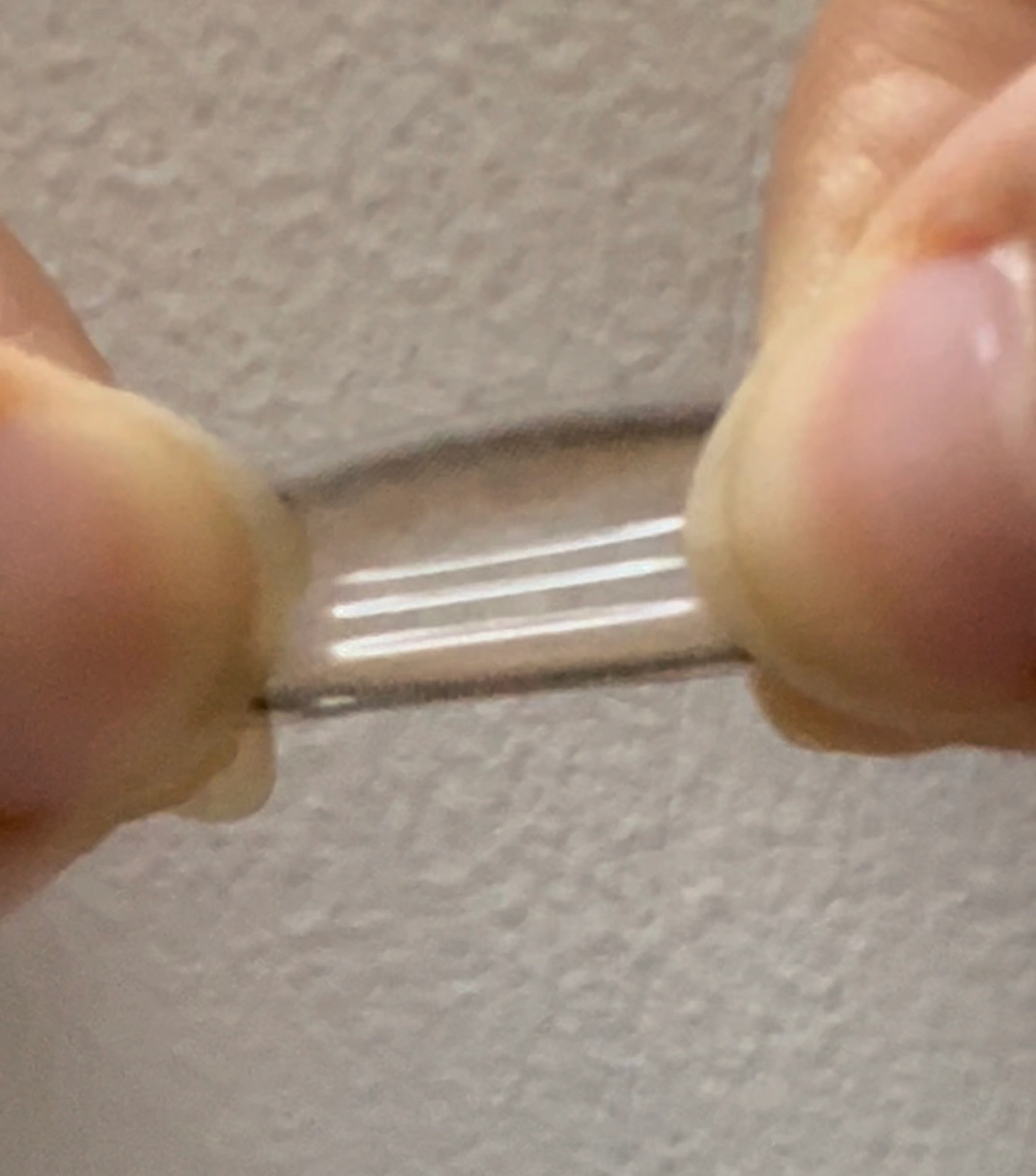 美瞳的彈性.png 美瞳的彈性.png