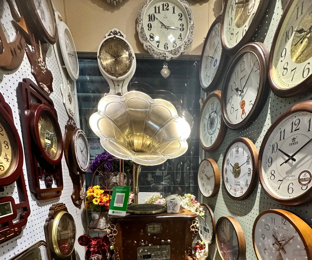 上個(gè)周末去的鐘表館.jpg 上個(gè)周末去的鐘表館.jpg