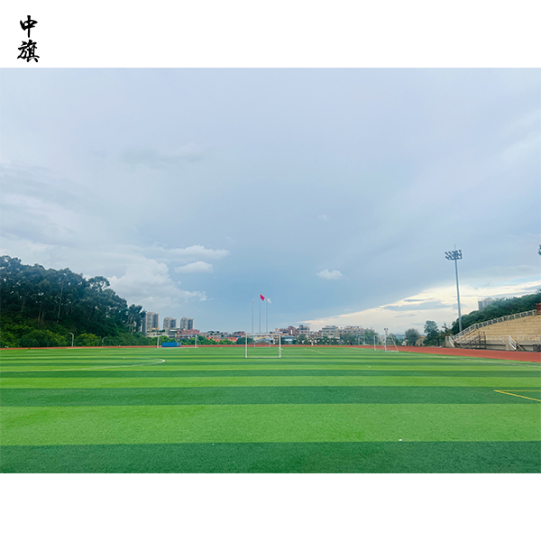 商業(yè)足球場(chǎng)開了卻不能營(yíng)業(yè)？