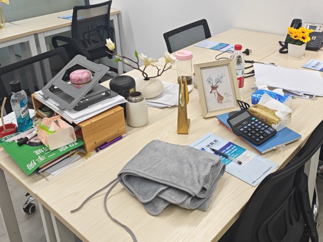 這就是我的辦公環(huán)境啦