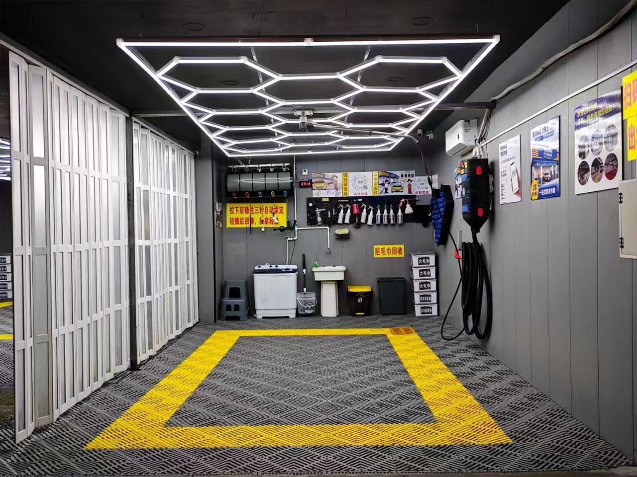 洗車店內(nèi)部照片