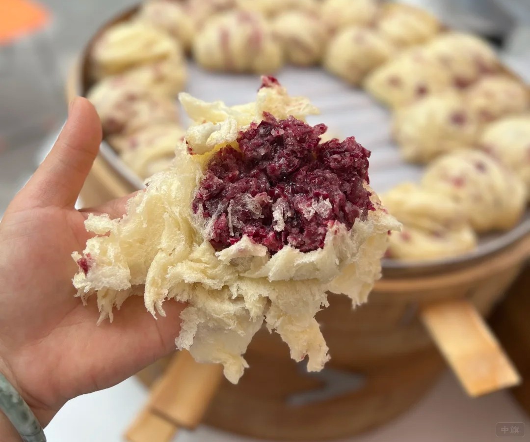 開(kāi)包子鋪的張阿姨就是一個(gè)個(gè)體戶 開(kāi)包子鋪的張阿姨就是一個(gè)個(gè)體戶