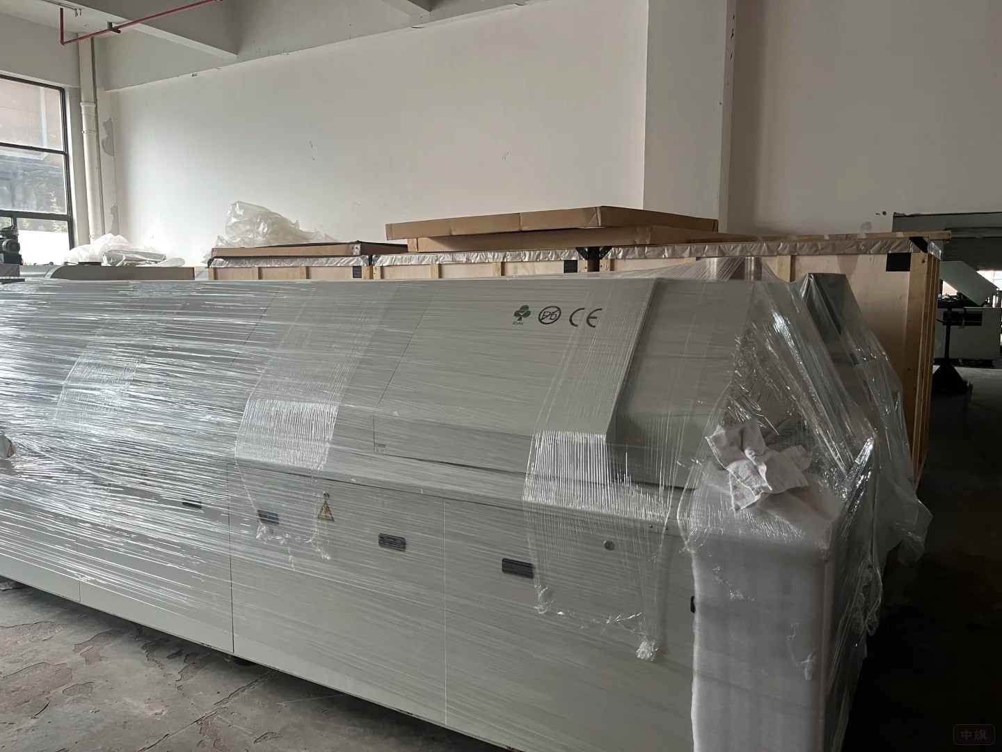 商貿(mào)公司的庫房內(nèi)堆積著商品 商貿(mào)公司的庫房內(nèi)堆積著商品